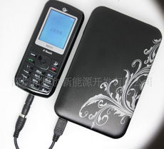 4200mAh太阳能充电器 豪华智能金属外壳，专利技术保障iPhone4充电安全